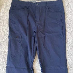 Weatherproof’s Blue Cargo Dresspant
